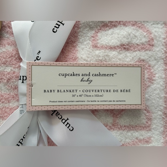 ✨NWT✨ Cupcakes & Cashmere: Baby Blanket - Picture 3 of 6
